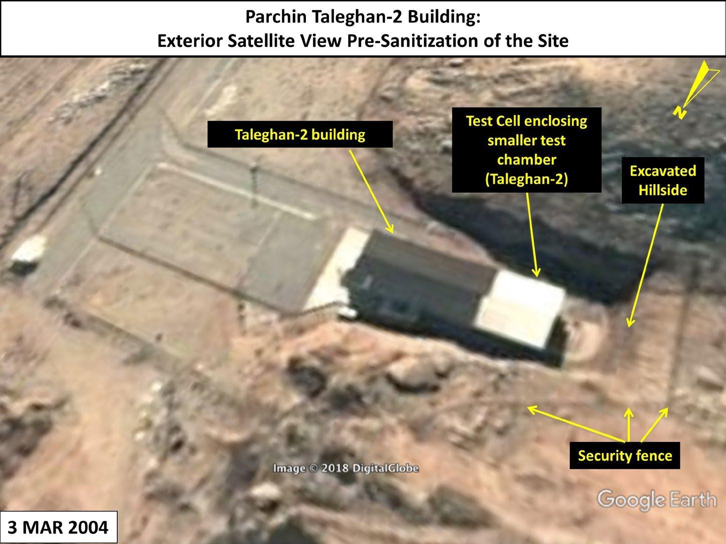 شکل ۴.۱۲. سامانه پرتو ایکسِ فلاش برای آزمون‌های مرتبط با سلاح هسته‌ای در ساختمان تالهغان ۲ (بالا). در پایین، یک مولد مارکس در این ساختمان دیده می‌شود که به‌عنوان بخشی از پرتو ایکس فلاش، پالس‌های سریع انرژی را برای ثبت توالی سریع تصاویر فراهم می‌کرد.