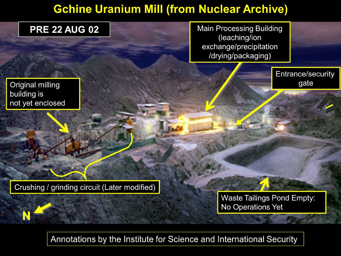 شکل ۸.۱. کارخانه تولید کیک زرد گچین، یا آسیاب، همان‌طور که در عکسی کشف‌شده در آرشیو هسته‌ای دیده می‌شود.